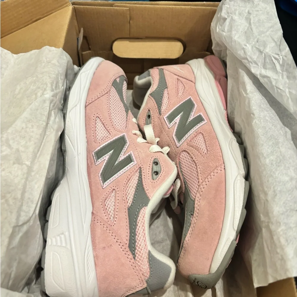 New Balance Kids 990 Pink and Gray Running Shoes (rare) KJ990PGG Size 5.5 - Picture 6 of 6